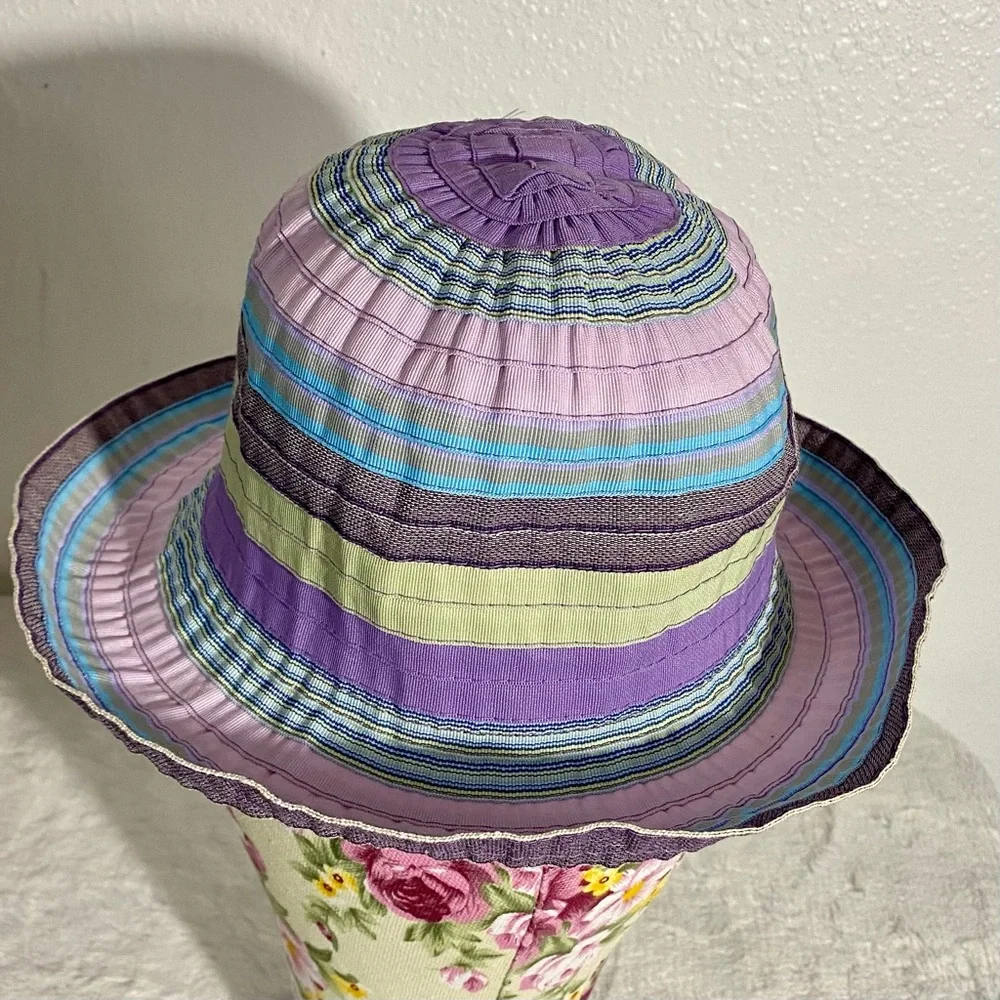 Wallaroo Kids Multicolor Striped Petite Nantucket Sun Hat Drawstring Adjustable